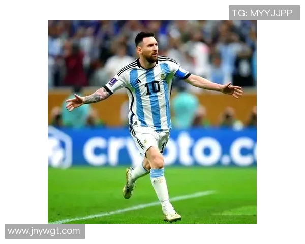 梅西带领阿根廷勇夺世界杯荣耀再次书写足球历史新篇章 梅西带领阿根廷勇夺世界杯荣耀再次书写足球历史新篇章